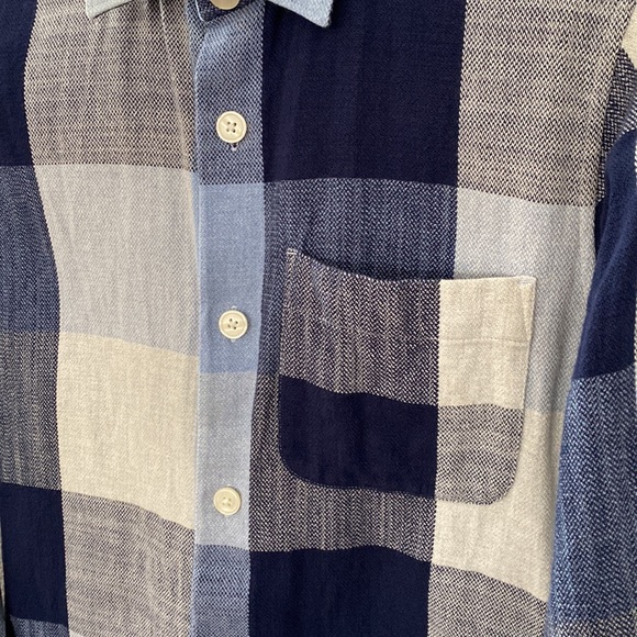 Club Monaco Men’s Shirt - Picture 3 of 7